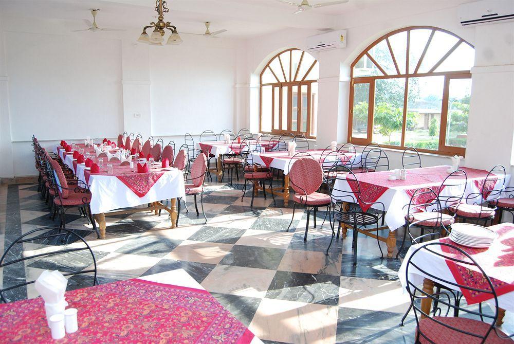 Chandra Hill Resort Ranakpur Exteriör bild